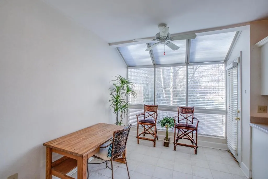 15 Mount Vernon Circle, Atlanta, Georgia 30338, 2 Bedrooms Bedrooms, ,2 BathroomsBathrooms,Residential,Sold,15 Mount Vernon Circle,5964331