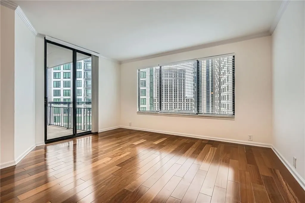 3481 Lakeside Drive Ne Unit 1504, Atlanta, Georgia 30326, 1 Bedroom Bedrooms, ,1 BathroomBathrooms,Residential,For Sale,3481 Lakeside Drive Ne Unit 1504,7560492