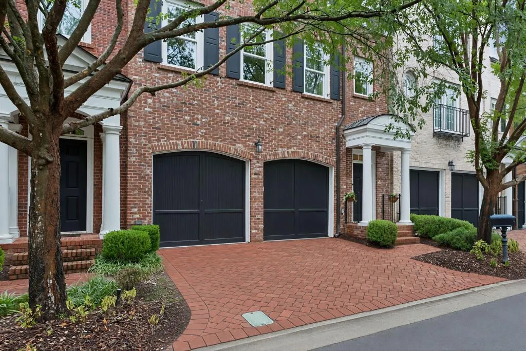 3313 Buckhead Forest Mews Ne, Atlanta, Georgia 30305, 4 Bedrooms Bedrooms, 0 ,4 BathroomsBathrooms,Residential,For Sale,3313 Buckhead Forest Mews Ne,7847562