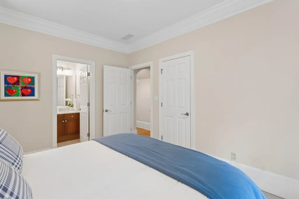 3313 Buckhead Forest Mews Ne, Atlanta, Georgia 30305, 4 Bedrooms Bedrooms, 0 ,4 BathroomsBathrooms,Residential,For Sale,3313 Buckhead Forest Mews Ne,7847562