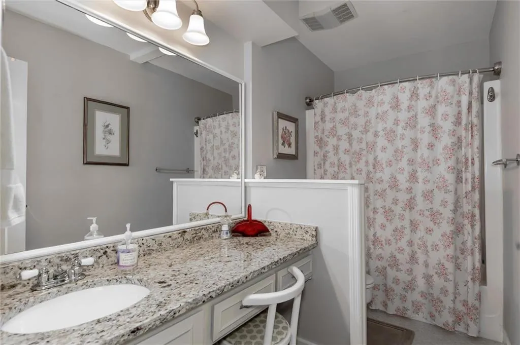 5207 Glenridge Drive, Atlanta, Georgia 30342, 3 Bedrooms Bedrooms, ,2 BathroomsBathrooms,Residential,Sold,5207 Glenridge Drive,7254597