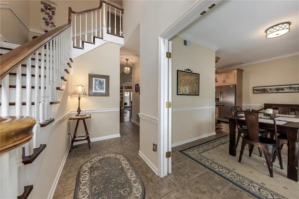 5207 Glenridge Drive, Atlanta, Georgia 30342, 3 Bedrooms Bedrooms, ,2 BathroomsBathrooms,Residential,Sold,5207 Glenridge Drive,7254597