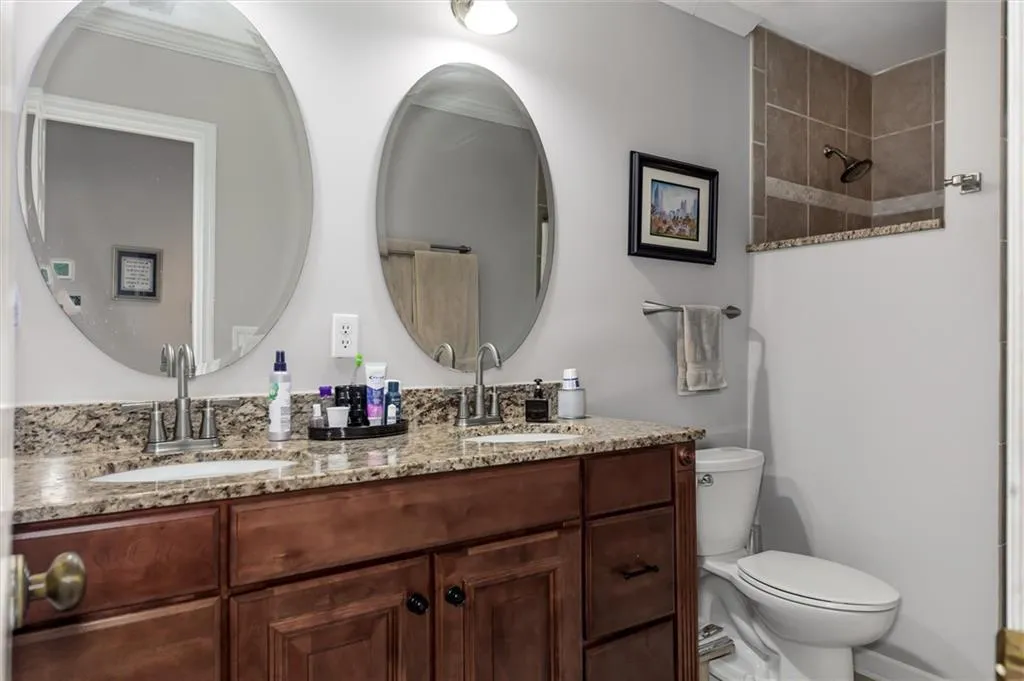 5207 Glenridge Drive, Atlanta, Georgia 30342, 3 Bedrooms Bedrooms, ,2 BathroomsBathrooms,Residential,Sold,5207 Glenridge Drive,7254597