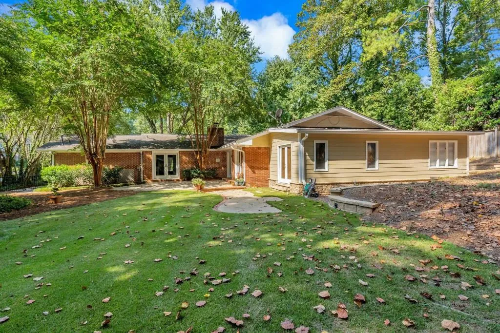 145 River Springs Drive, Sandy Springs, Georgia 30328, 4 Bedrooms Bedrooms, ,2 BathroomsBathrooms,Residential,Sold,145 River Springs Drive,6620058