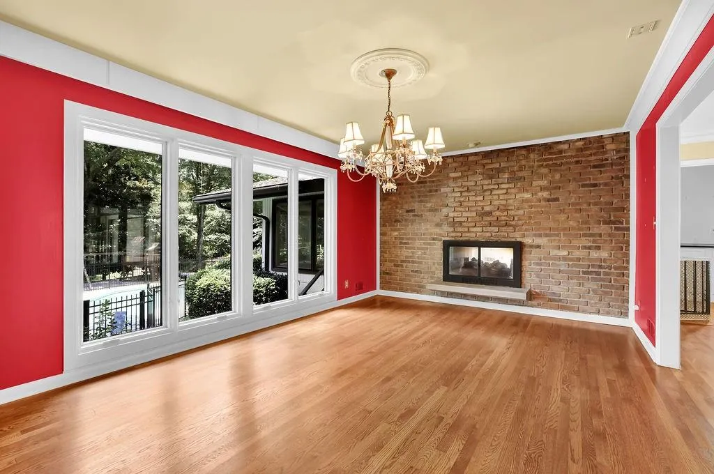 505 River Valley Road, Sandy Springs, Georgia 30328, 4 Bedrooms Bedrooms, ,4 BathroomsBathrooms,Residential,For Sale,505 River Valley Road,7514584