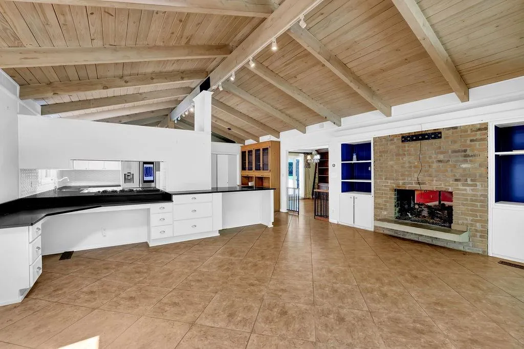 505 River Valley Road, Sandy Springs, Georgia 30328, 4 Bedrooms Bedrooms, ,4 BathroomsBathrooms,Residential,For Sale,505 River Valley Road,7514584