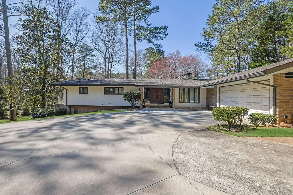 505 River Valley Road, Sandy Springs, Georgia 30328, 4 Bedrooms Bedrooms, ,4 BathroomsBathrooms,Residential,For Sale,505 River Valley Road,7514584