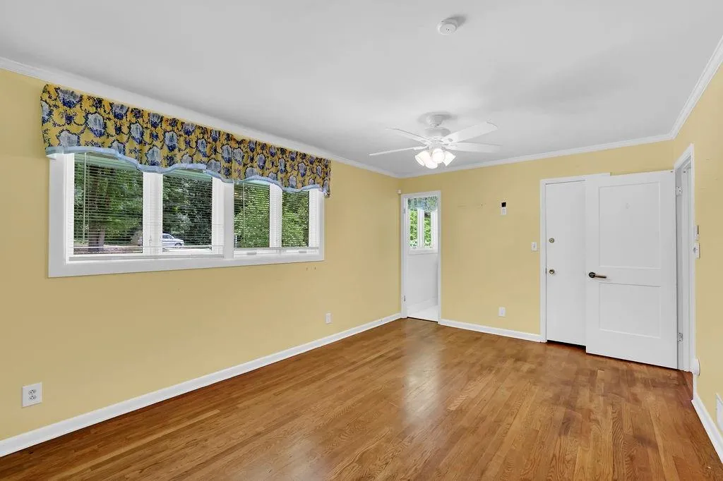 505 River Valley Road, Sandy Springs, Georgia 30328, 4 Bedrooms Bedrooms, ,4 BathroomsBathrooms,Residential,For Sale,505 River Valley Road,7514584