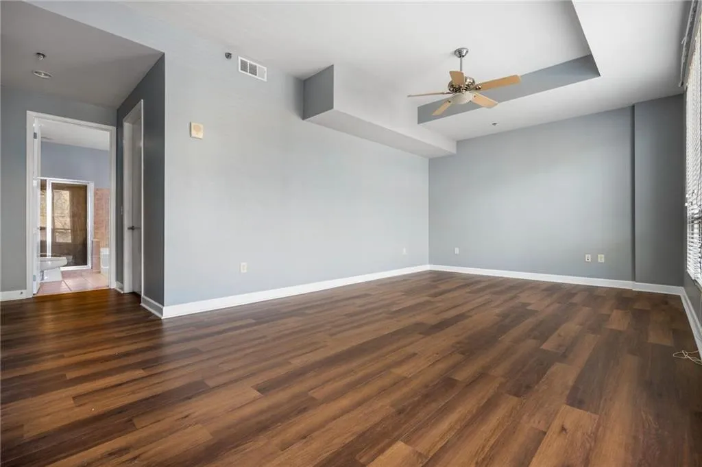 711 Cosmopolitan Drive Ne Unit 213, Atlanta, Georgia 30324, 2 Bedrooms Bedrooms, ,2 BathroomsBathrooms,Residential,For Sale,711 Cosmopolitan Drive Ne Unit 213,7556164