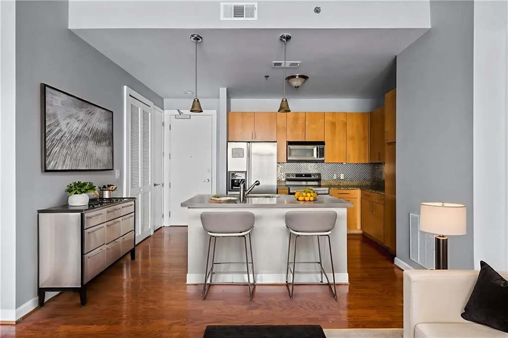 711 Cosmopolitan Drive Ne Unit 213, Atlanta, Georgia 30324, 2 Bedrooms Bedrooms, ,2 BathroomsBathrooms,Residential,For Sale,711 Cosmopolitan Drive Ne Unit 213,7556164