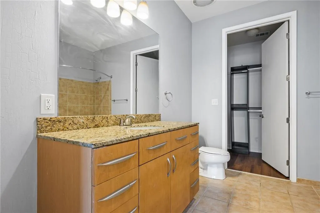711 Cosmopolitan Drive Ne Unit 213, Atlanta, Georgia 30324, 2 Bedrooms Bedrooms, ,2 BathroomsBathrooms,Residential,For Sale,711 Cosmopolitan Drive Ne Unit 213,7556164