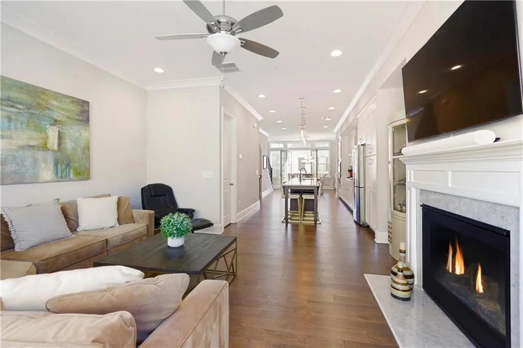 6663 Sterling Drive Unit 660, Sandy Springs, Georgia 30328, 3 Bedrooms Bedrooms, ,3 BathroomsBathrooms,Residential,Sold,6663 Sterling Drive Unit 660,6979986