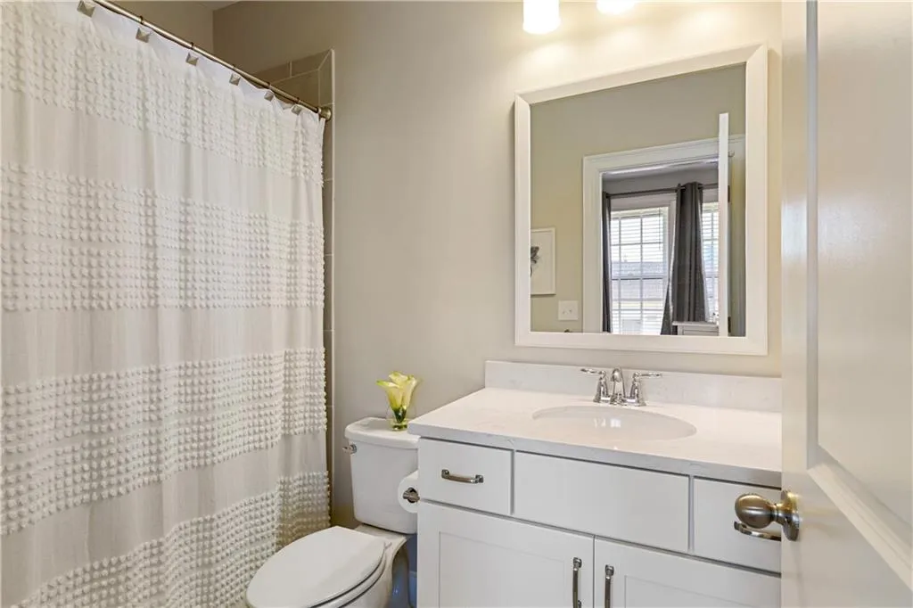6663 Sterling Drive Unit 660, Sandy Springs, Georgia 30328, 3 Bedrooms Bedrooms, ,3 BathroomsBathrooms,Residential,Sold,6663 Sterling Drive Unit 660,6979986