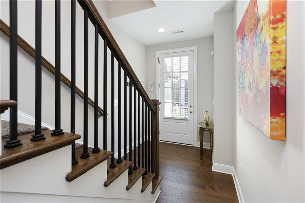 6663 Sterling Drive Unit 660, Sandy Springs, Georgia 30328, 3 Bedrooms Bedrooms, ,3 BathroomsBathrooms,Residential,Sold,6663 Sterling Drive Unit 660,6979986