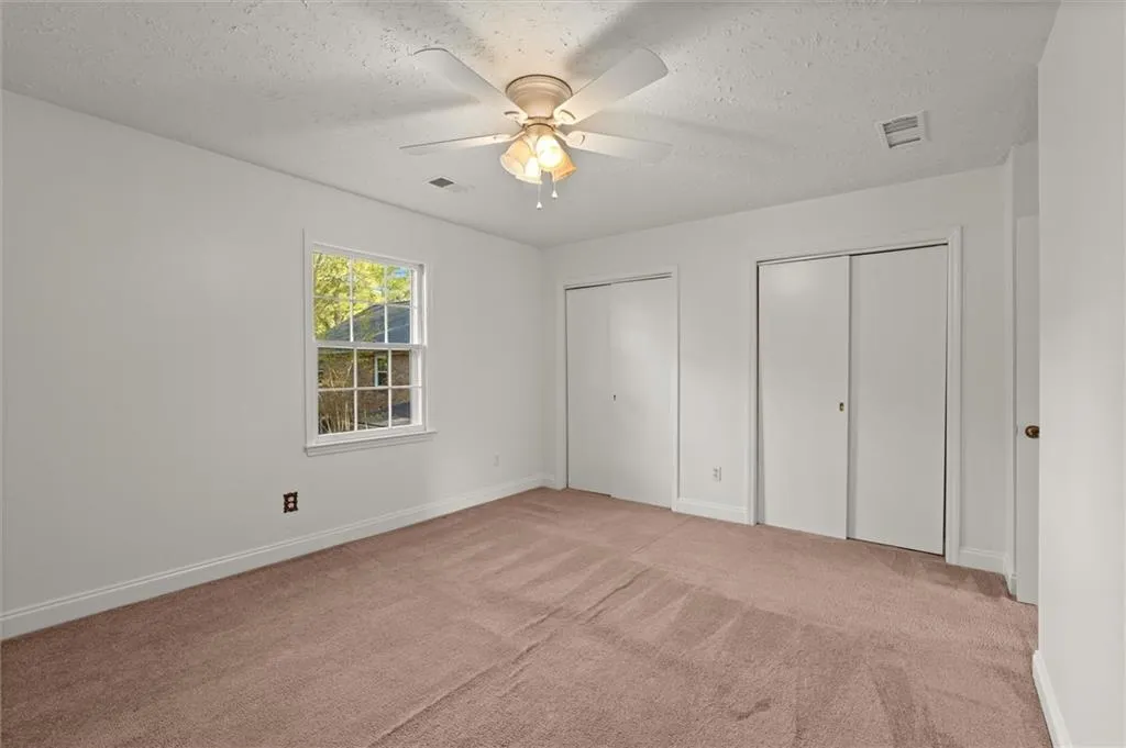 6700 Roswell Road Unit 20d, Sandy Springs, Georgia 30328, 2 Bedrooms Bedrooms, ,1 BathroomBathrooms,Residential,Sold,6700 Roswell Road Unit 20d,7556804