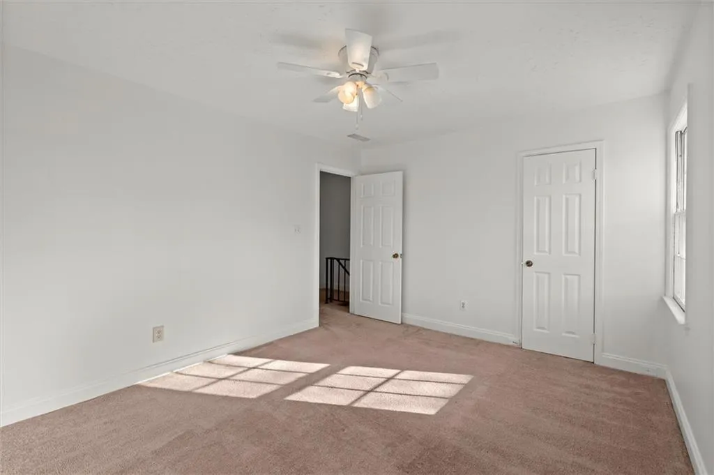 6700 Roswell Road Unit 20d, Sandy Springs, Georgia 30328, 2 Bedrooms Bedrooms, ,1 BathroomBathrooms,Residential,Sold,6700 Roswell Road Unit 20d,7556804