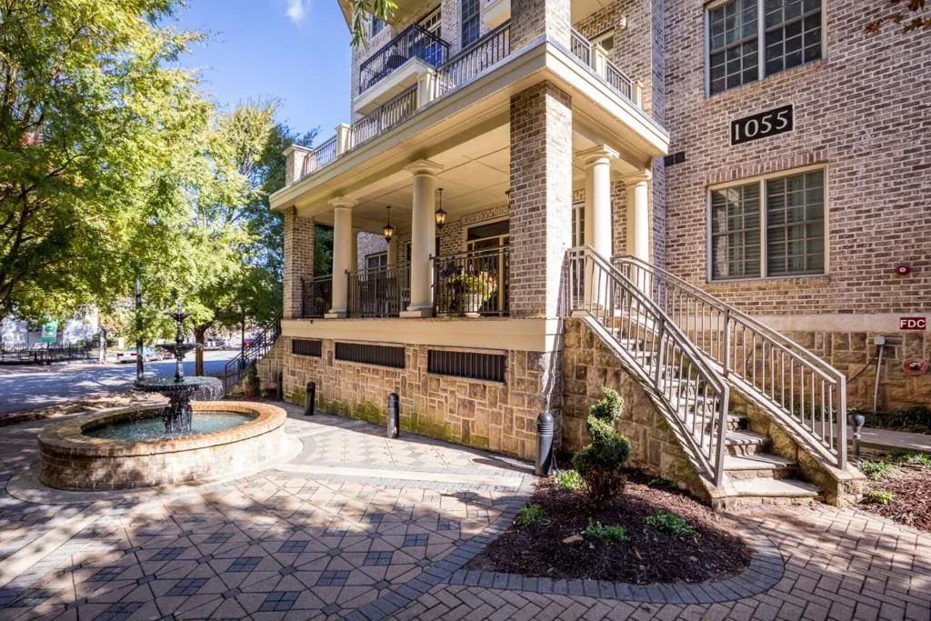 1055 Piedmont Avenue Ne Unit 111, Atlanta, Georgia 30309, 1 Bedroom Bedrooms, ,1 BathroomBathrooms,Residential,Sold,1055 Piedmont Avenue Ne Unit 111,6107812
