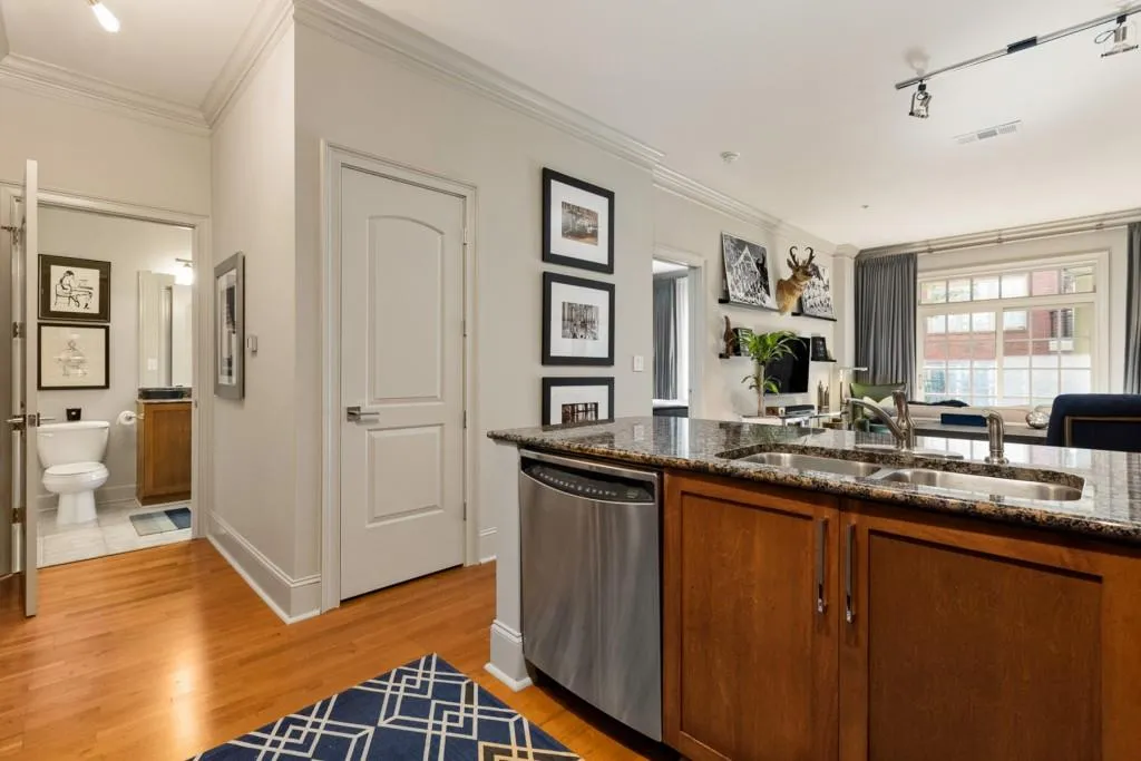 1055 Piedmont Avenue Ne Unit 111, Atlanta, Georgia 30309, 1 Bedroom Bedrooms, ,1 BathroomBathrooms,Residential,Sold,1055 Piedmont Avenue Ne Unit 111,6107812