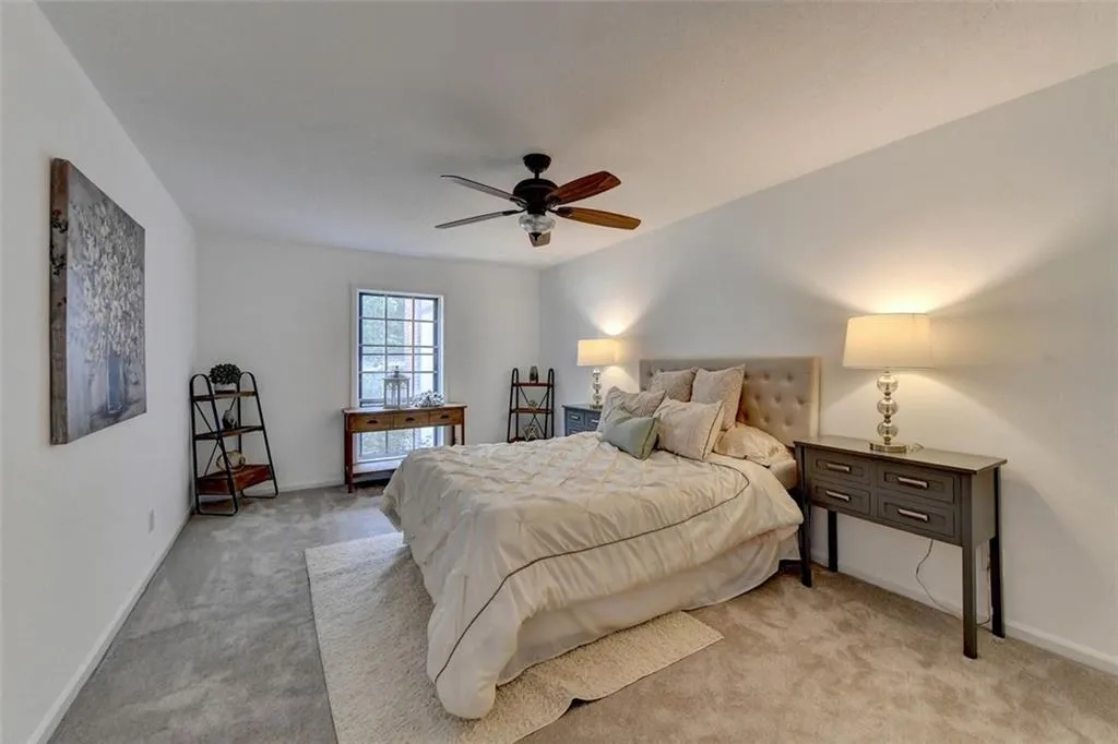 6851 Roswell Road Unit H29, Sandy Springs, Georgia 30328, 2 Bedrooms Bedrooms, ,2 BathroomsBathrooms,Residential,Sold,6851 Roswell Road Unit H29,7253614