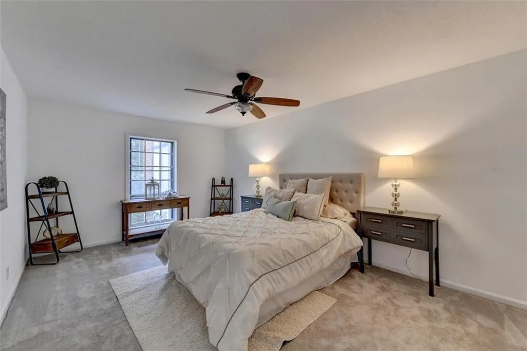 6851 Roswell Road Unit H29, Sandy Springs, Georgia 30328, 2 Bedrooms Bedrooms, ,2 BathroomsBathrooms,Residential,Sold,6851 Roswell Road Unit H29,7253614