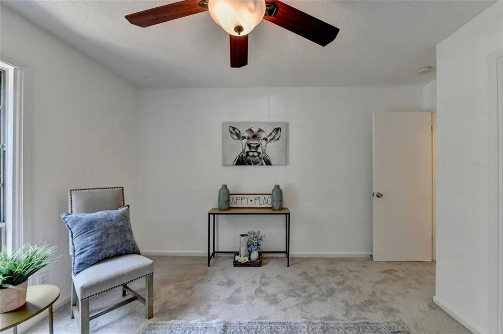 6851 Roswell Road Unit H29, Sandy Springs, Georgia 30328, 2 Bedrooms Bedrooms, ,2 BathroomsBathrooms,Residential,Sold,6851 Roswell Road Unit H29,7253614