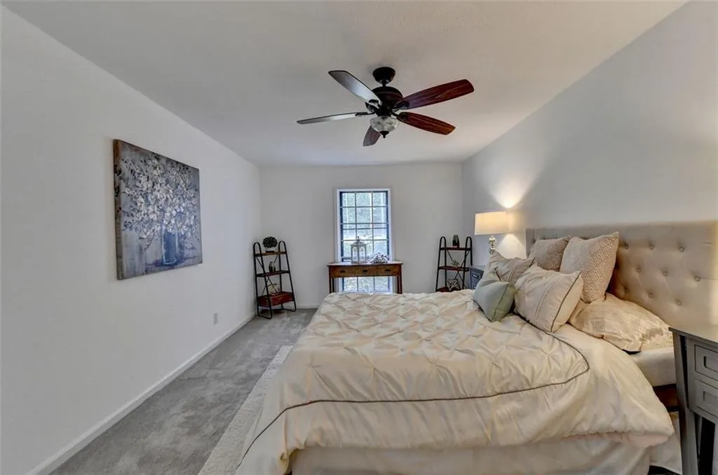 6851 Roswell Road Unit H29, Sandy Springs, Georgia 30328, 2 Bedrooms Bedrooms, ,2 BathroomsBathrooms,Residential,Sold,6851 Roswell Road Unit H29,7253614