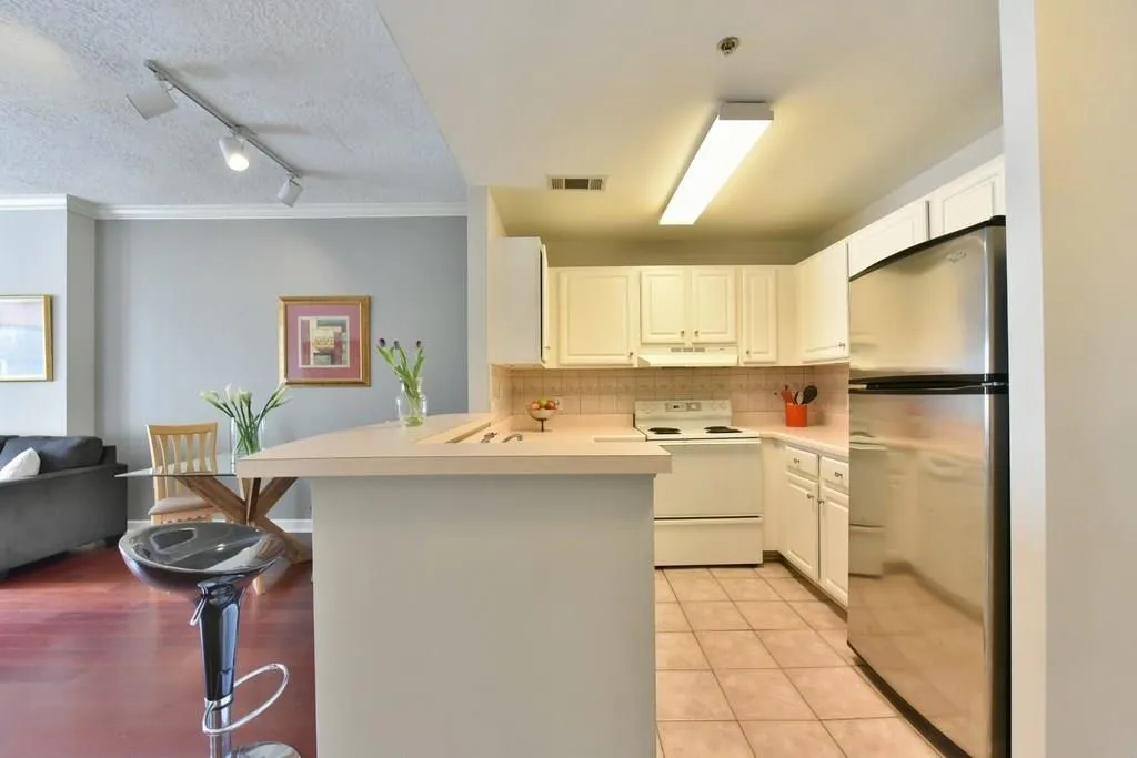1101 Juniper Street Ne Unit 814, Atlanta, Georgia 30309, 1 Bedroom Bedrooms, ,1 BathroomBathrooms,Residential,Sold,1101 Juniper Street Ne Unit 814,6027948