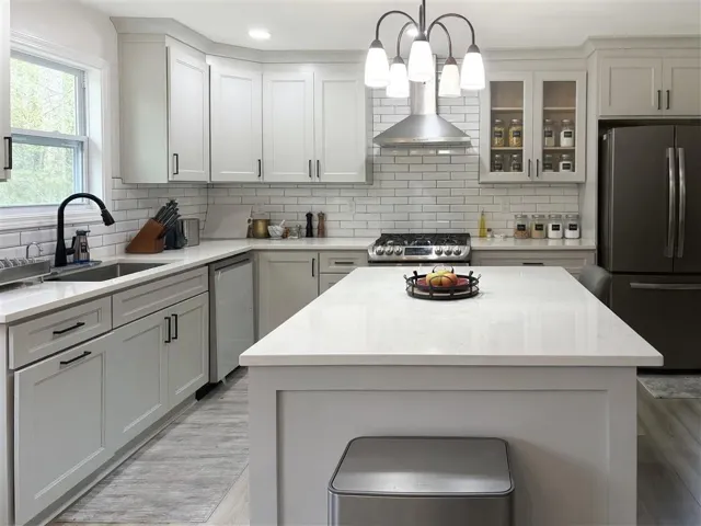 2448 Hillboro Circle Sw, Marietta, Georgia 30064