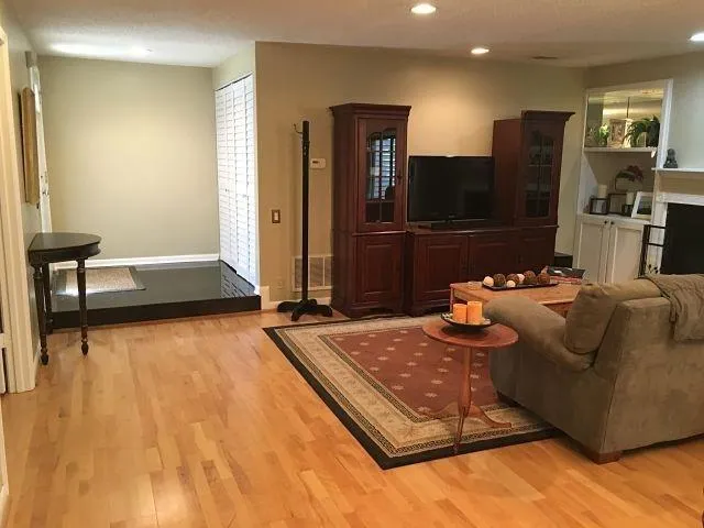 32 Dunwoody Springs Drive Unit 32, Sandy Springs, Georgia 30328, 2 Bedrooms Bedrooms, ,2 BathroomsBathrooms,Residential,Sold,32 Dunwoody Springs Drive Unit 32,5747559