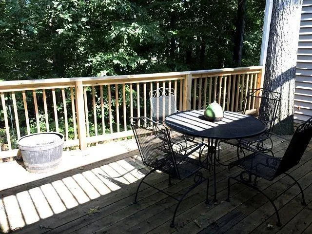 32 Dunwoody Springs Drive Unit 32, Sandy Springs, Georgia 30328, 2 Bedrooms Bedrooms, ,2 BathroomsBathrooms,Residential,Sold,32 Dunwoody Springs Drive Unit 32,5747559