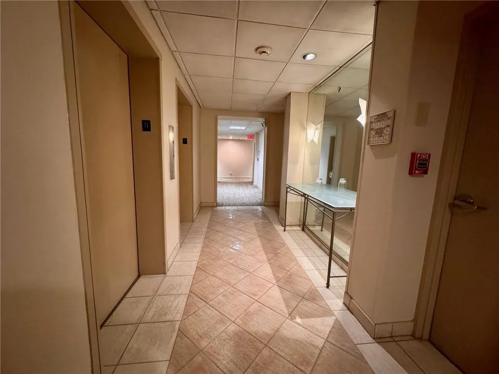 2285 Peachtree Road Ne Unit 1101, Atlanta, Georgia 30309, 1 Bedroom Bedrooms, 0 ,1 BathroomBathrooms,Residential,For Sale,2285 Peachtree Road Ne Unit 1101,7715190