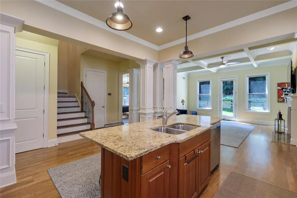 213 Mount Vernon Cove, Atlanta, Georgia 30328, 4 Bedrooms Bedrooms, ,4 BathroomsBathrooms,Residential,Sold,213 Mount Vernon Cove,6888312