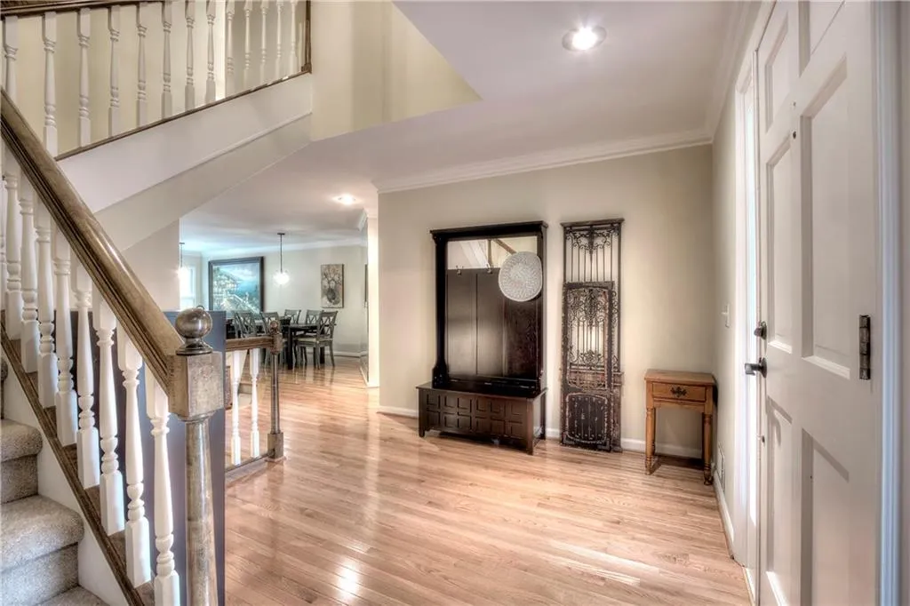 405 Bainbridge Drive Unit 405, Sandy Springs, Georgia 30327, 4 Bedrooms Bedrooms, ,3 BathroomsBathrooms,Residential,Sold,405 Bainbridge Drive Unit 405,5907363