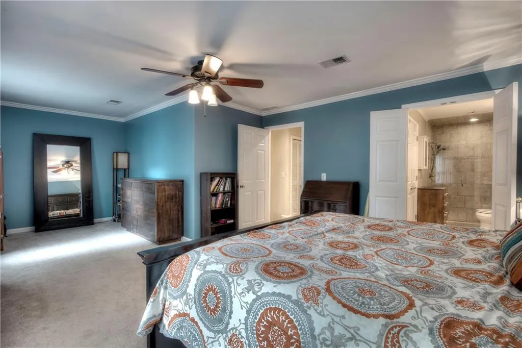 405 Bainbridge Drive Unit 405, Sandy Springs, Georgia 30327, 4 Bedrooms Bedrooms, ,3 BathroomsBathrooms,Residential,Sold,405 Bainbridge Drive Unit 405,5907363