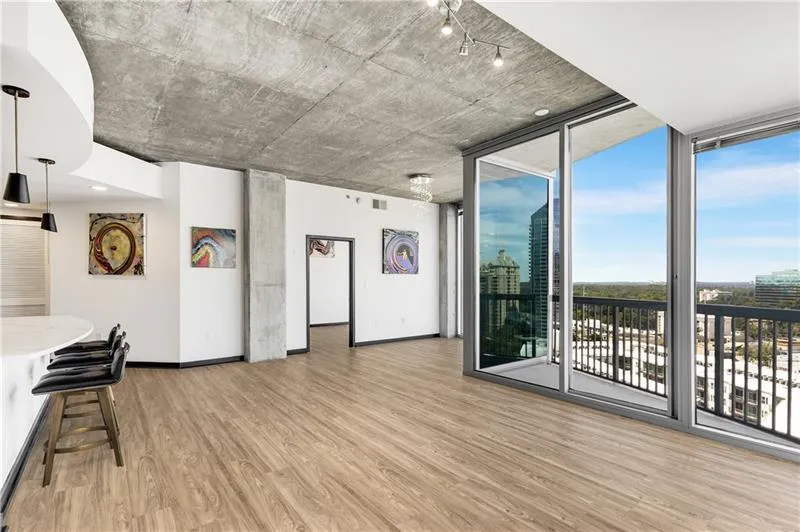 3324 Peachtree Road Ne Unit 1419, Atlanta, Georgia 30326, 2 Bedrooms Bedrooms, ,2 BathroomsBathrooms,Residential,For Sale,3324 Peachtree Road Ne Unit 1419,7659260