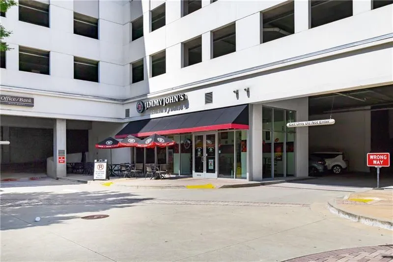 3324 Peachtree Road Ne Unit 1419, Atlanta, Georgia 30326, 2 Bedrooms Bedrooms, ,2 BathroomsBathrooms,Residential,For Sale,3324 Peachtree Road Ne Unit 1419,7659260