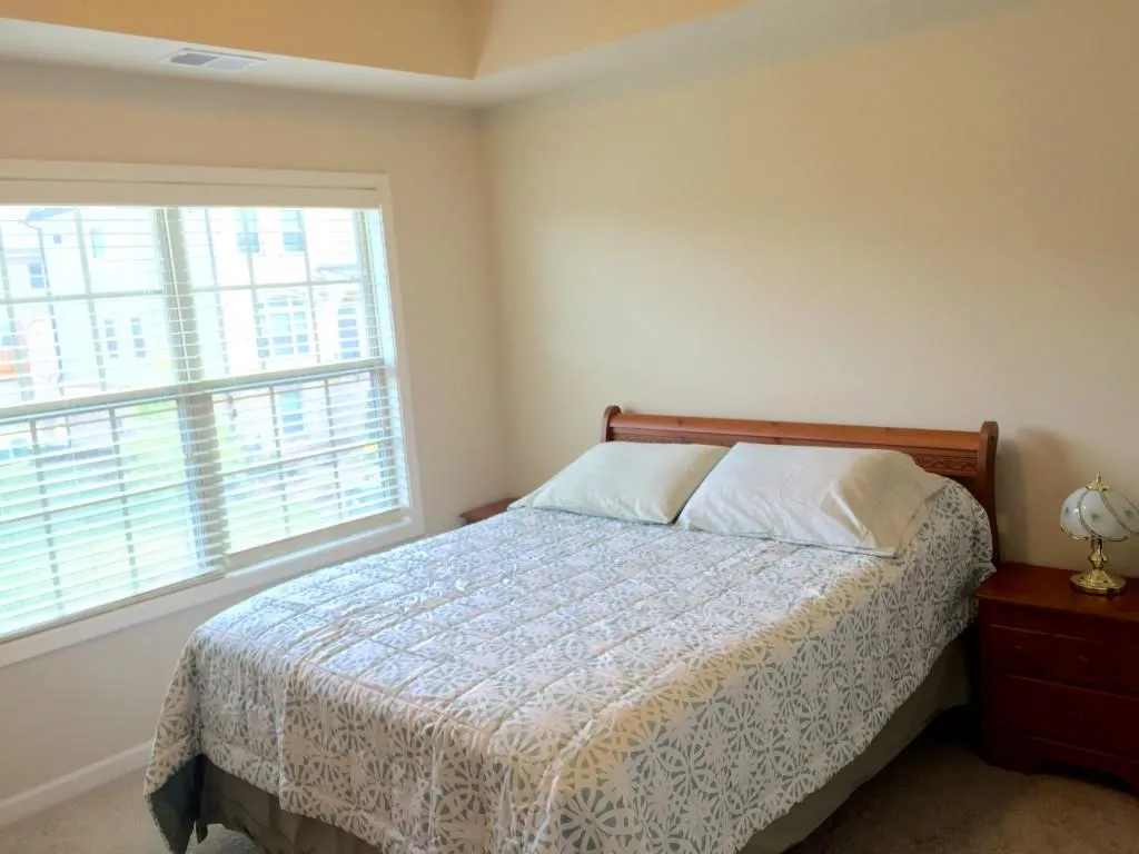7445 Highland Bluff Unit 0, Sandy Springs, Georgia 30328, 3 Bedrooms Bedrooms, ,3 BathroomsBathrooms,Residential,Sold,7445 Highland Bluff Unit 0,5717382