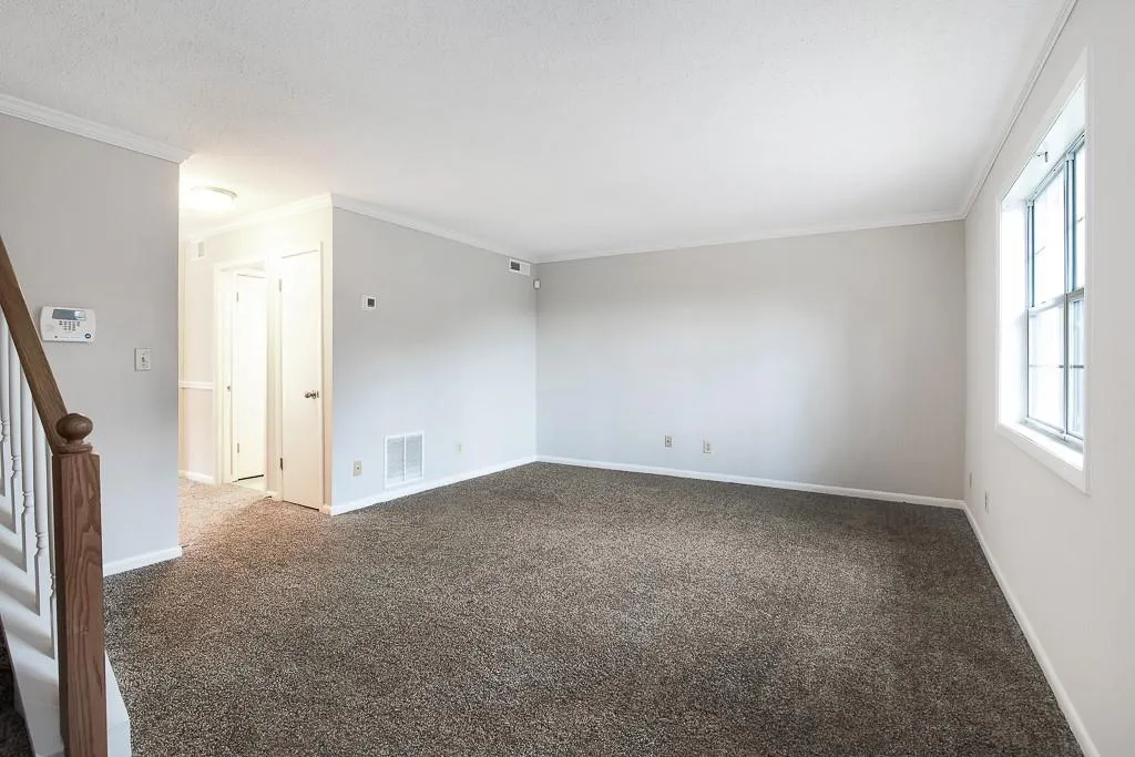 6900 Roswell Road Unit F12, Atlanta, Georgia 30328, 2 Bedrooms Bedrooms, ,2 BathroomsBathrooms,Residential,Sold,6900 Roswell Road Unit F12,6508480