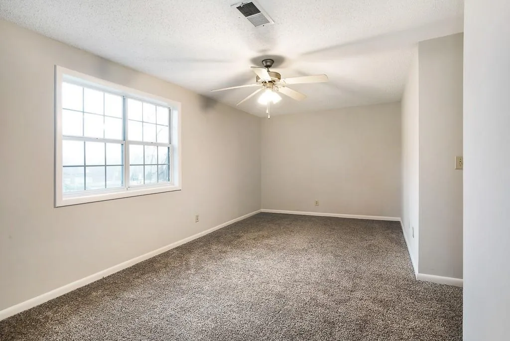 6900 Roswell Road Unit F12, Atlanta, Georgia 30328, 2 Bedrooms Bedrooms, ,2 BathroomsBathrooms,Residential,Sold,6900 Roswell Road Unit F12,6508480