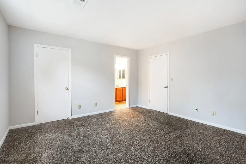 6900 Roswell Road Unit F12, Atlanta, Georgia 30328, 2 Bedrooms Bedrooms, ,2 BathroomsBathrooms,Residential,Sold,6900 Roswell Road Unit F12,6508480