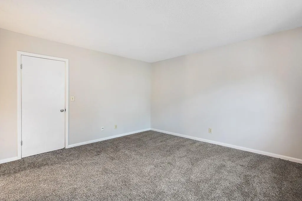 6900 Roswell Road Unit F12, Atlanta, Georgia 30328, 2 Bedrooms Bedrooms, ,2 BathroomsBathrooms,Residential,Sold,6900 Roswell Road Unit F12,6508480