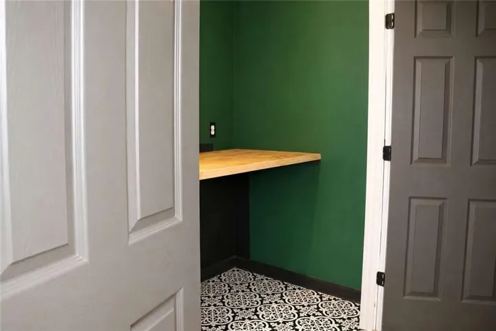 1170