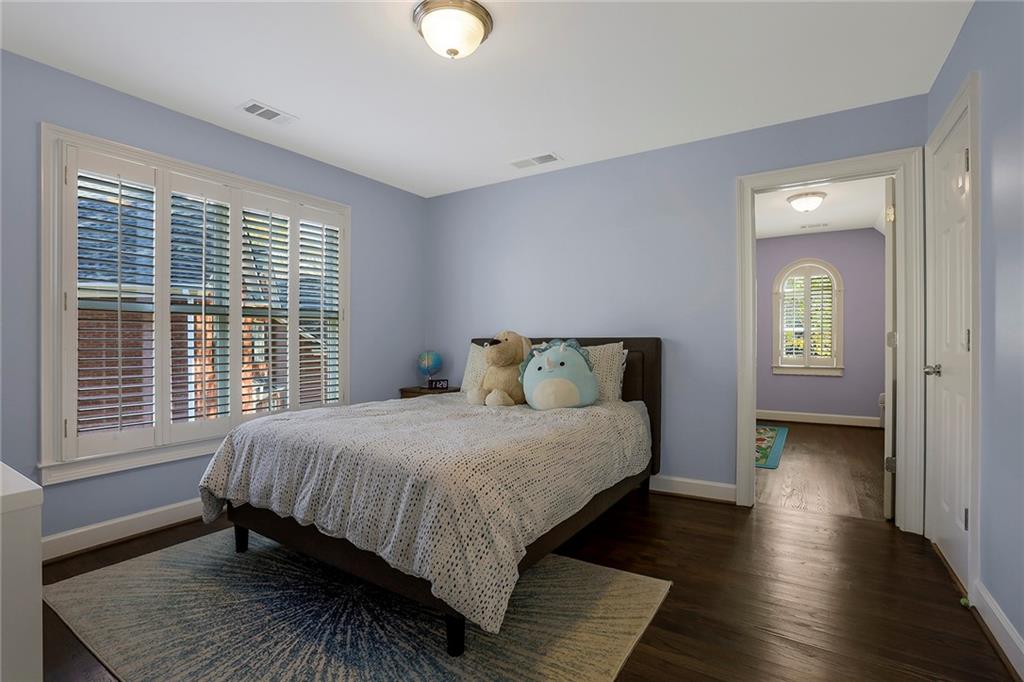 260 Trowbridge Road, Sandy Springs, Georgia 30350, 5 Bedrooms Bedrooms, ,4 BathroomsBathrooms,Residential,Sold,260 Trowbridge Road,7301244