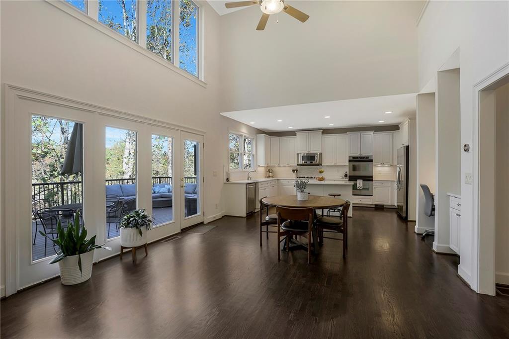 260 Trowbridge Road, Sandy Springs, Georgia 30350, 5 Bedrooms Bedrooms, ,4 BathroomsBathrooms,Residential,Sold,260 Trowbridge Road,7301244