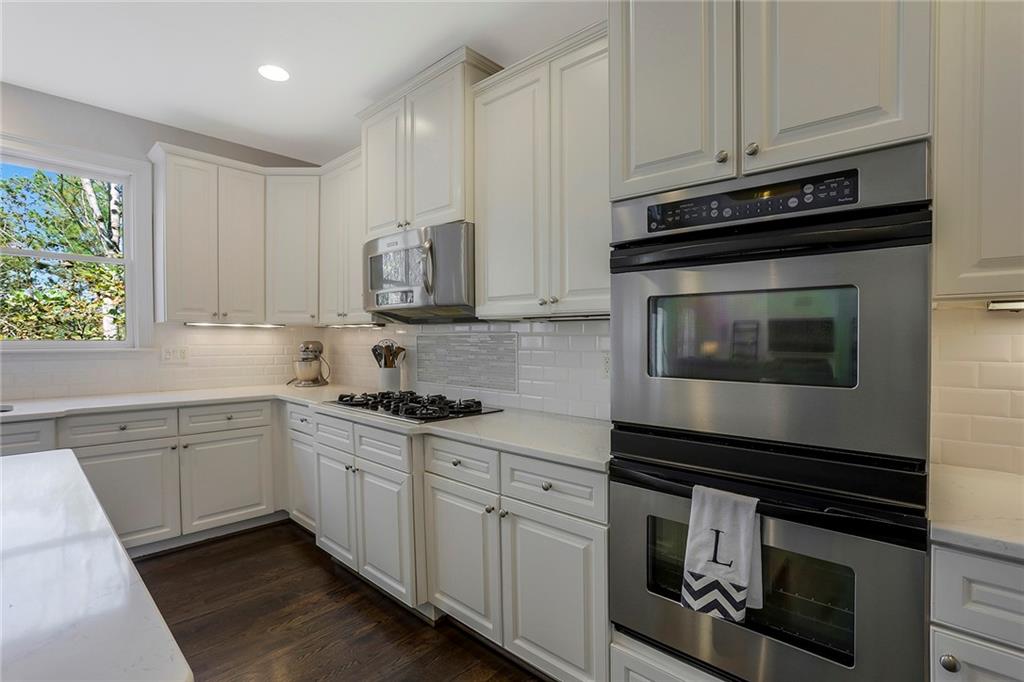 260 Trowbridge Road, Sandy Springs, Georgia 30350, 5 Bedrooms Bedrooms, ,4 BathroomsBathrooms,Residential,Sold,260 Trowbridge Road,7301244