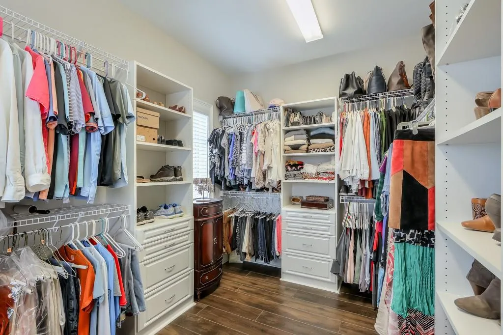 Primary Walk in Closet