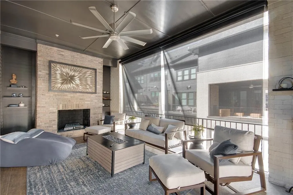 6532 Aria Village, Sandy Springs, Georgia 30328, 3 Bedrooms Bedrooms, ,3 BathroomsBathrooms,Residential,Sold,6532 Aria Village,6960706