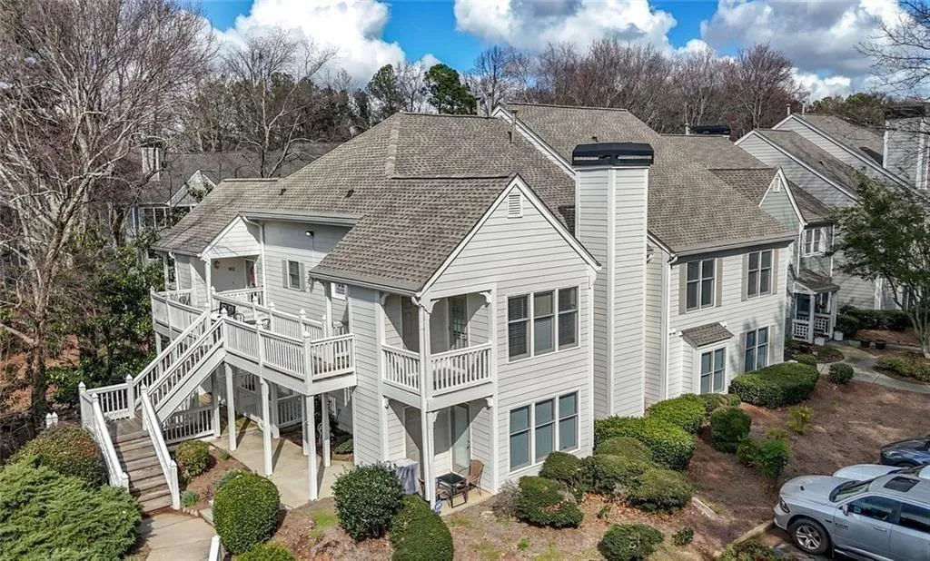909 Hollyfax Circle Ne, Atlanta, Georgia 30328, 2 Bedrooms Bedrooms, ,2 BathroomsBathrooms,Residential,For Sale,909 Hollyfax Circle Ne,7729424