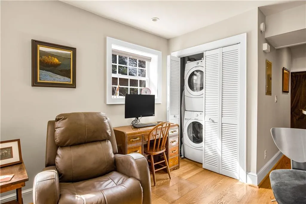 1261 Lavista Road Ne Unit E9, Atlanta, Georgia 30324, 1 Bedroom Bedrooms, ,1 BathroomBathrooms,Residential,For Sale,1261 Lavista Road Ne Unit E9,7541116