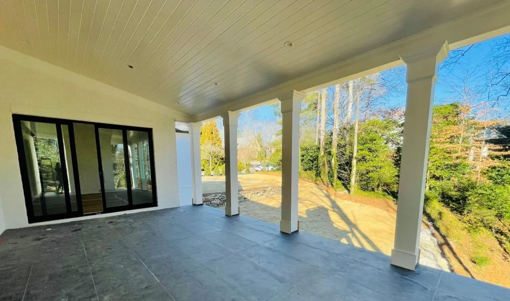 5365 Mount Vernon Parkway, Sandy Springs, Georgia 30327, 5 Bedrooms Bedrooms, ,5 BathroomsBathrooms,Residential,Sold,5365 Mount Vernon Parkway,6847580